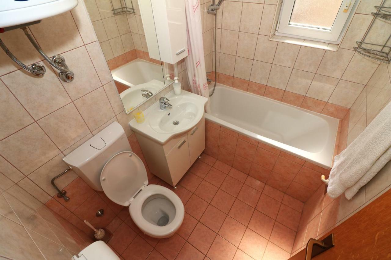 Apartments Sladana イェゼラ エクステリア 写真