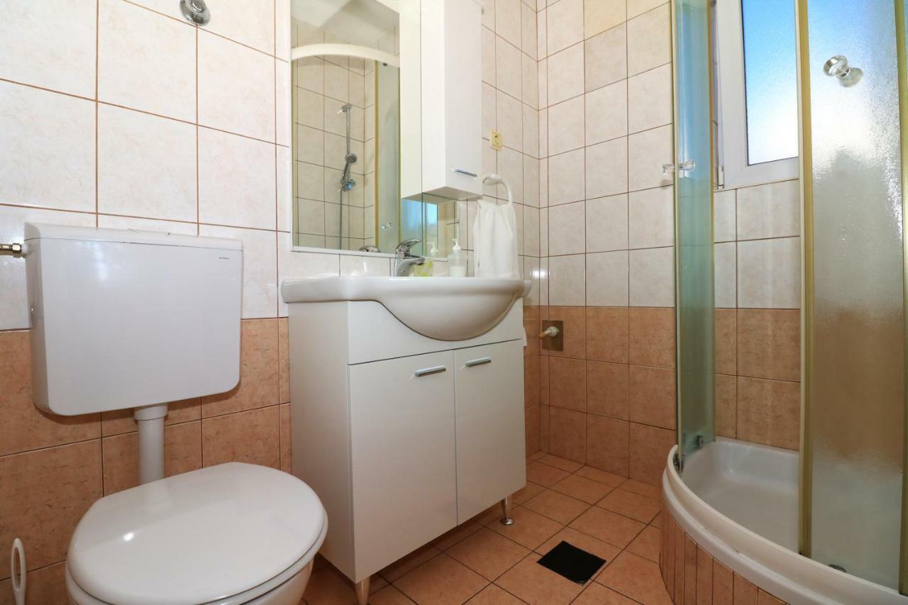 Apartments Sladana イェゼラ エクステリア 写真