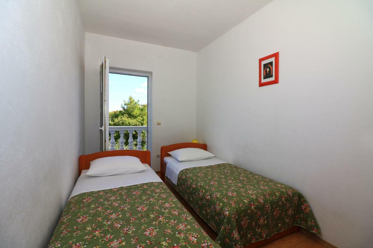 Apartments Sladana イェゼラ エクステリア 写真