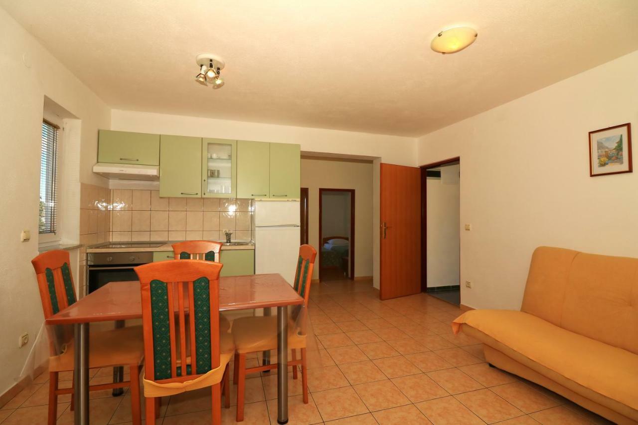 Apartments Sladana イェゼラ エクステリア 写真